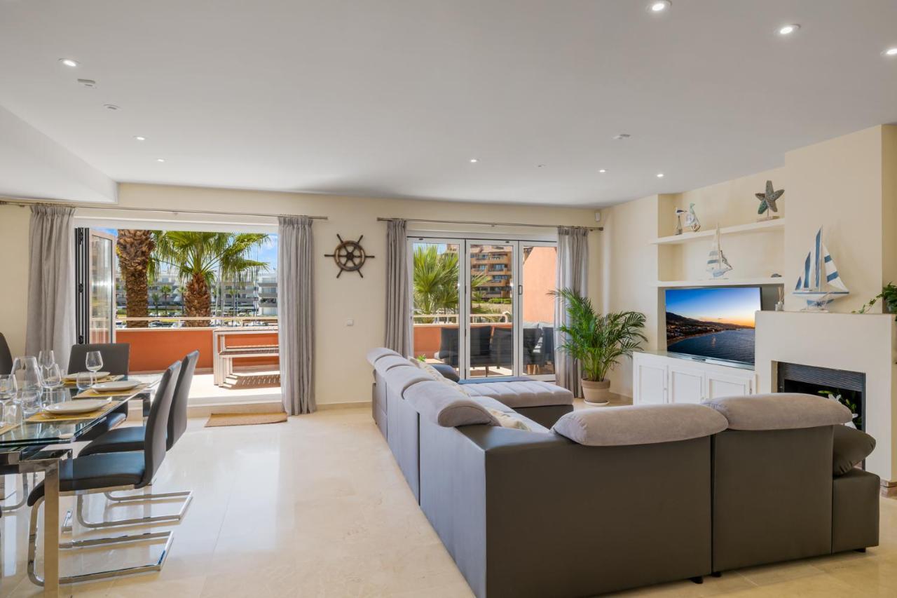 Luxury Penhouse, Sotogrande Marina - Located In An Exclusive Island Of The Marina 아파트 외부 사진