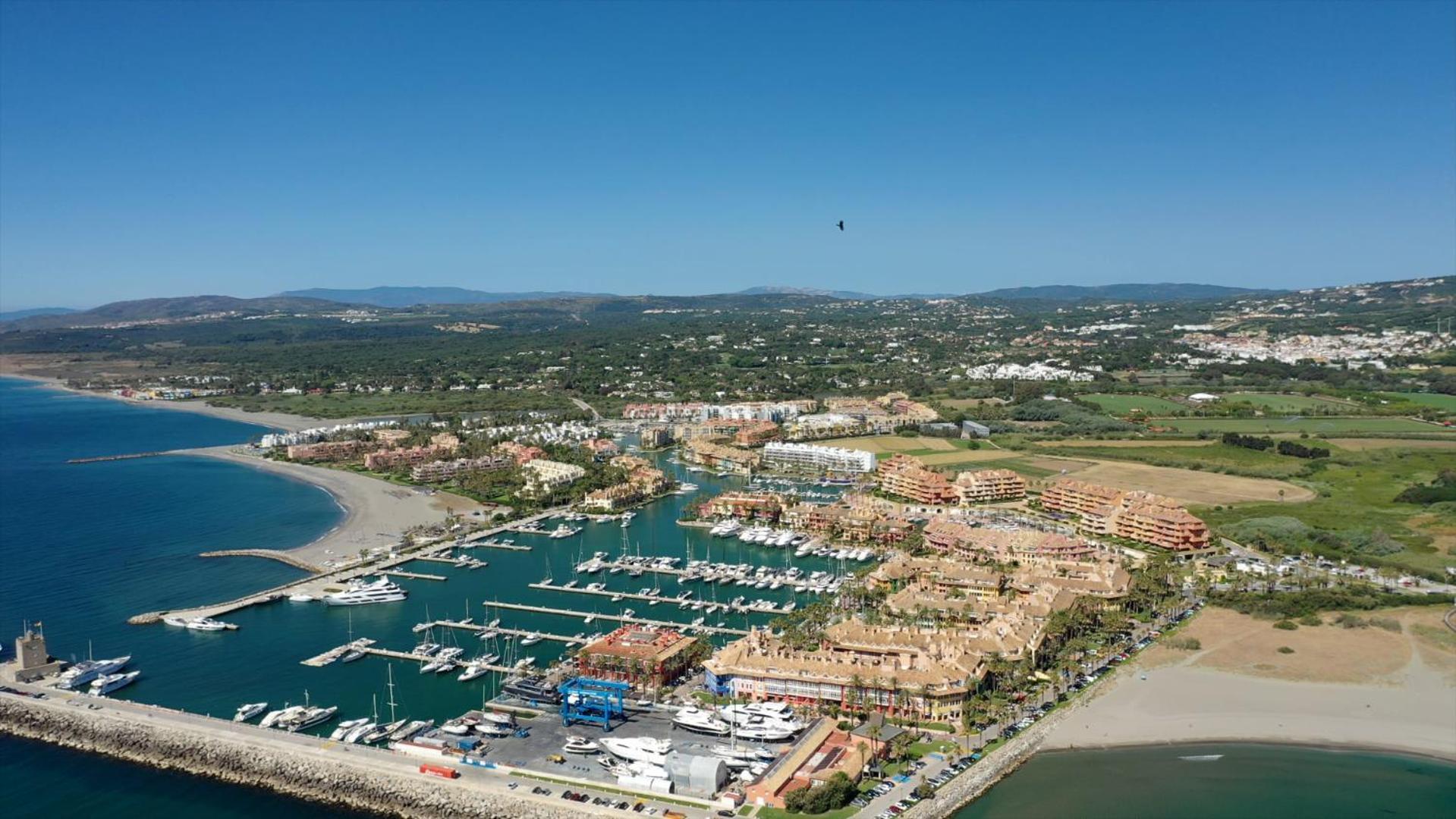 Luxury Penhouse, Sotogrande Marina - Located In An Exclusive Island Of The Marina 아파트 외부 사진